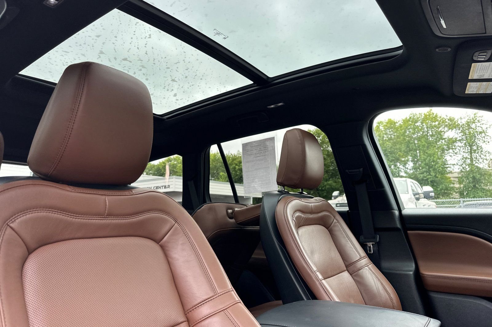 Used 2023 Lincoln Aviator Reserve w/ Equipment Group 201A RWD image 20