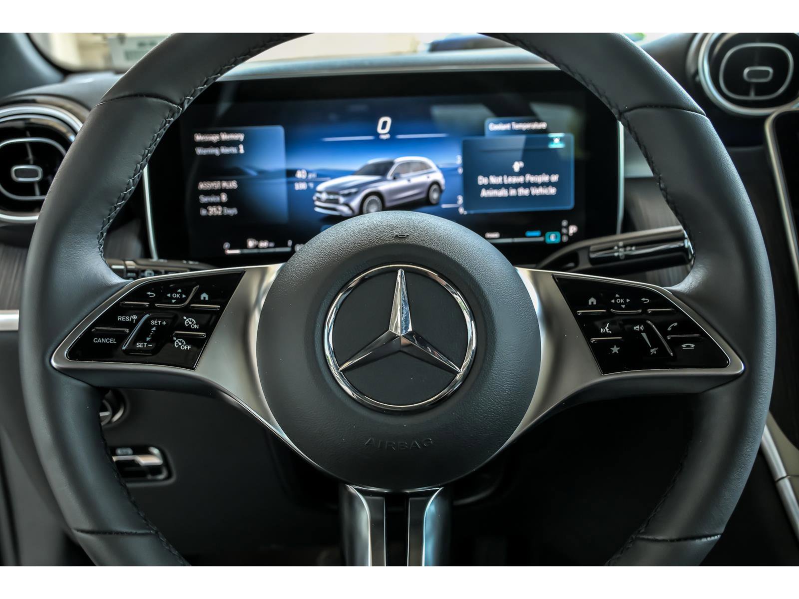 Certified 2026 Mercedes-Benz GLC 300 4MATIC image 17