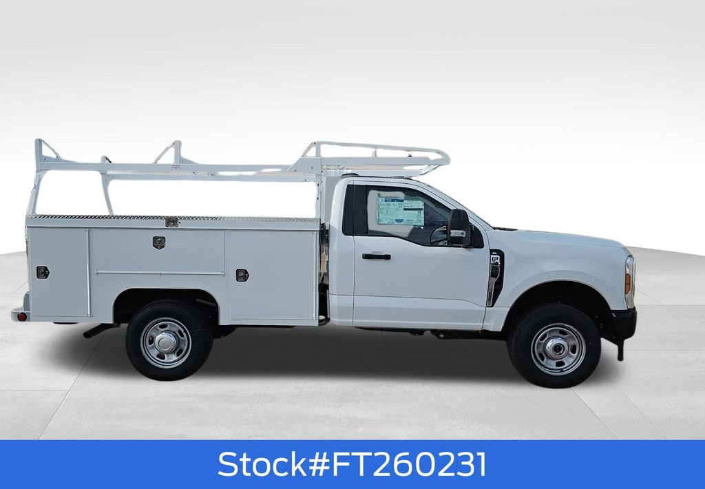 New 2026 Ford F350 XL image 2
