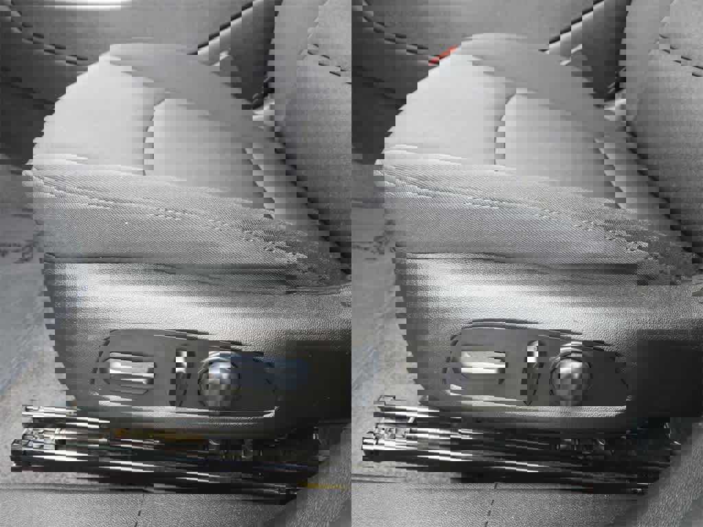 Used 2023 Chevrolet Malibu LT image 16