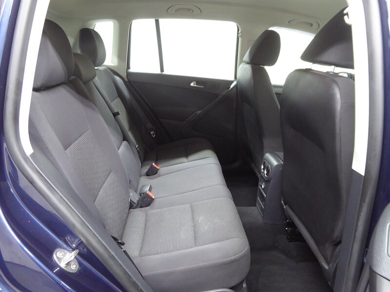 Used 2013 Volkswagen Tiguan S FWD image 27