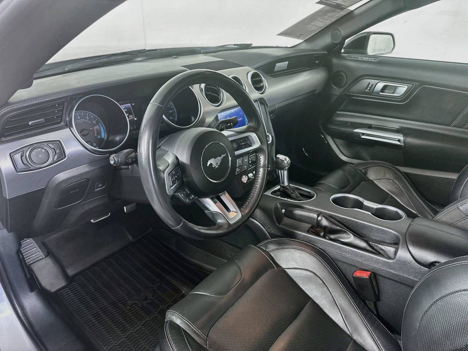 Used 2023 Ford Mustang Premium RWD image 9