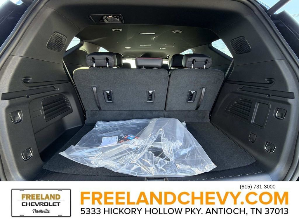 New 2026 Chevrolet Traverse Z71 w/ Driver Confidence Package image 11