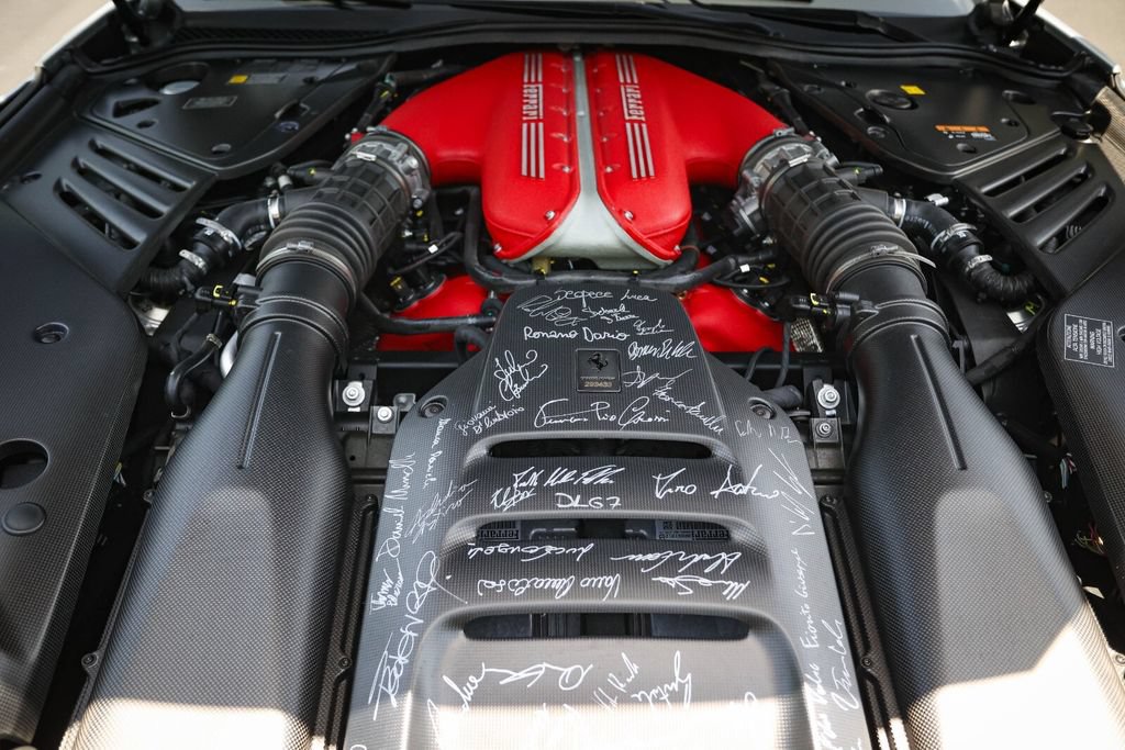 Certified 2023 Ferrari 812 Competizione RWD image 40
