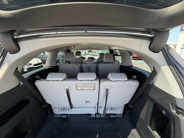 Used 2022 Honda Odyssey EX image 18