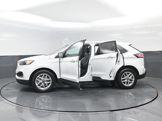 Certified 2024 Ford Edge SEL w/ Convenience Package AWD/4WD image 28