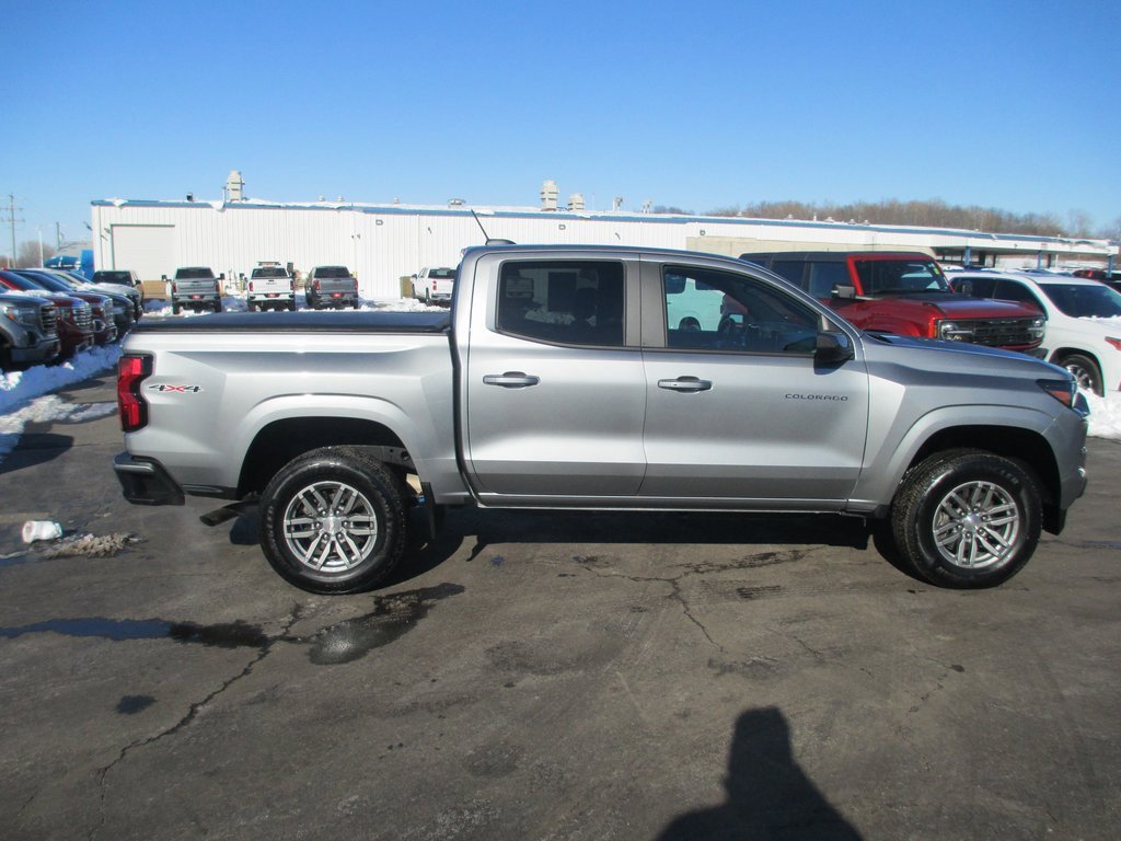 Certified 2024 Chevrolet Colorado LT w/ LT Convenience Package II image 4