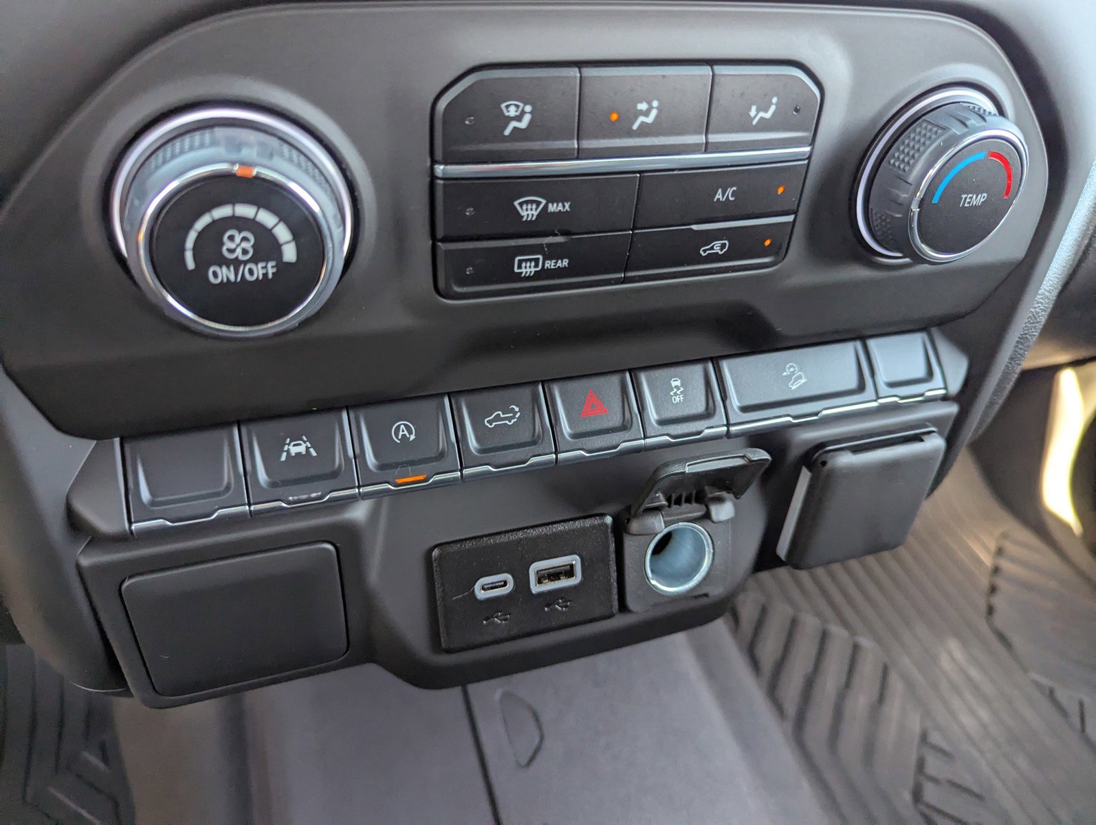 Used 2025 Chevrolet Silverado 1500 Custom Trail Boss image 29
