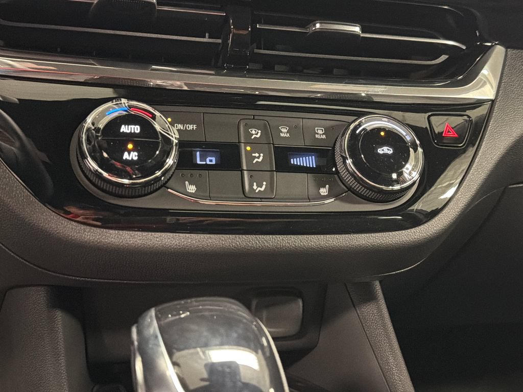 New 2026 Buick Envista Sport Touring w/ Convenience I Package FWD image 32