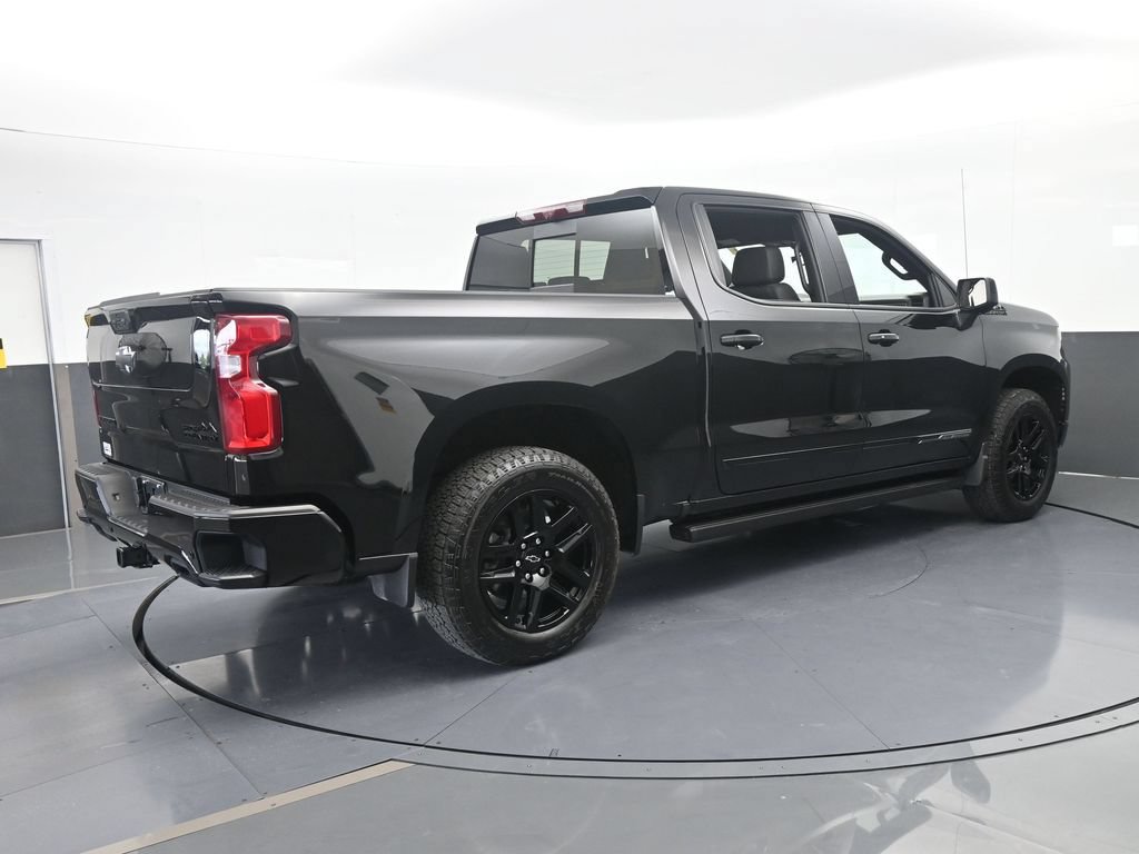Used 2026 Chevrolet Silverado 1500 High Country w/ Midnight Edition AWD/4WD image 6