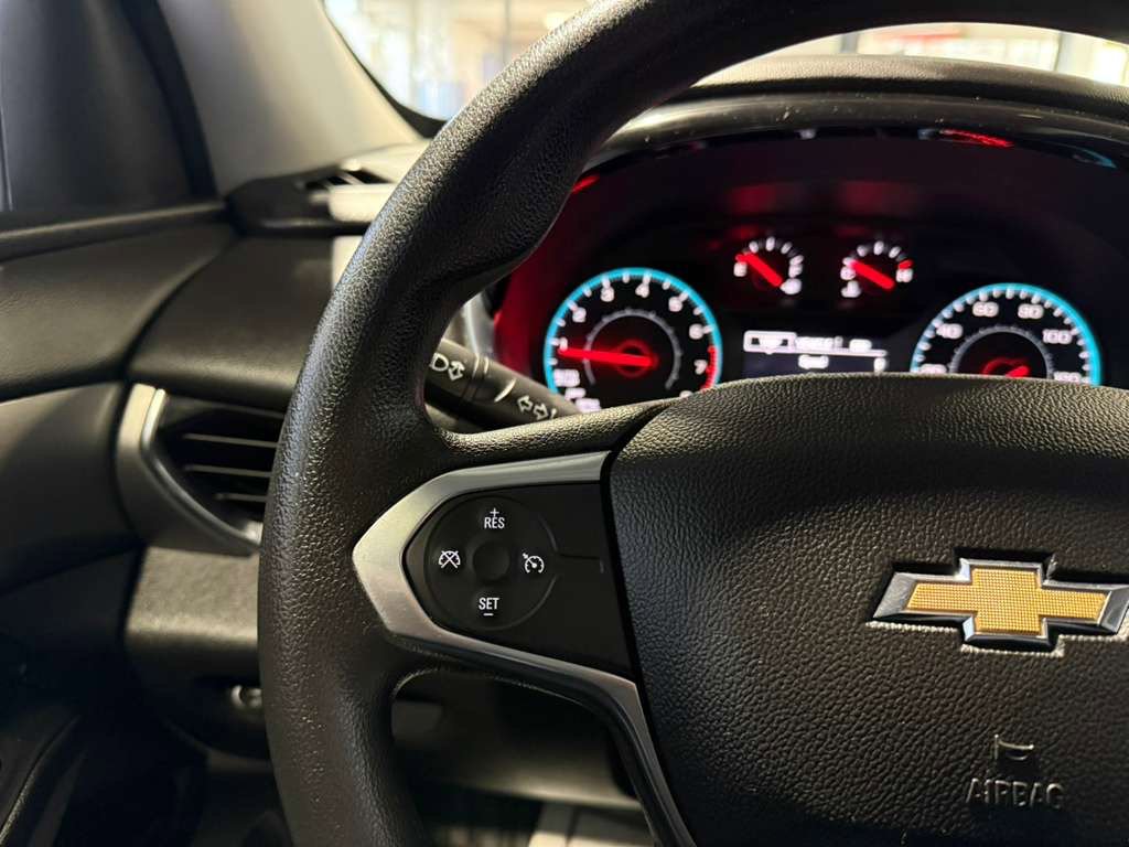 Used 2018 Chevrolet Traverse LS image 13