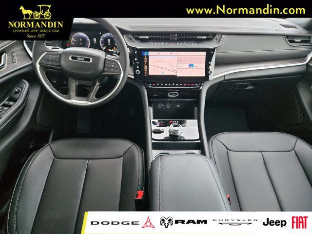 New 2026 Jeep Grand Cherokee Limited w/ Limited Altitude Package AWD/4WD image 7
