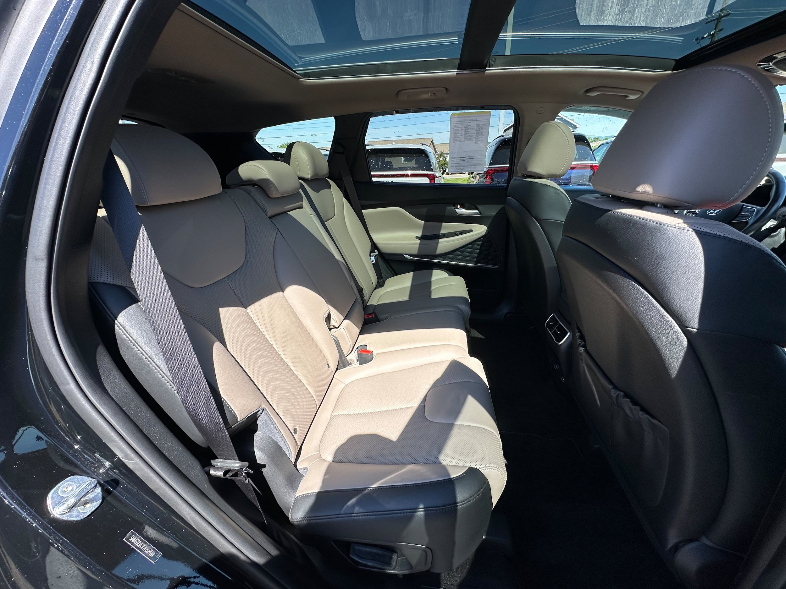 Used 2023 Hyundai Santa Fe SEL w/ Premium Package AWD/4WD image 14
