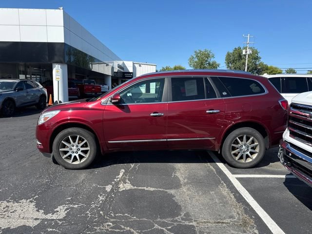 Used 2017 Buick Enclave Leather FWD image 4