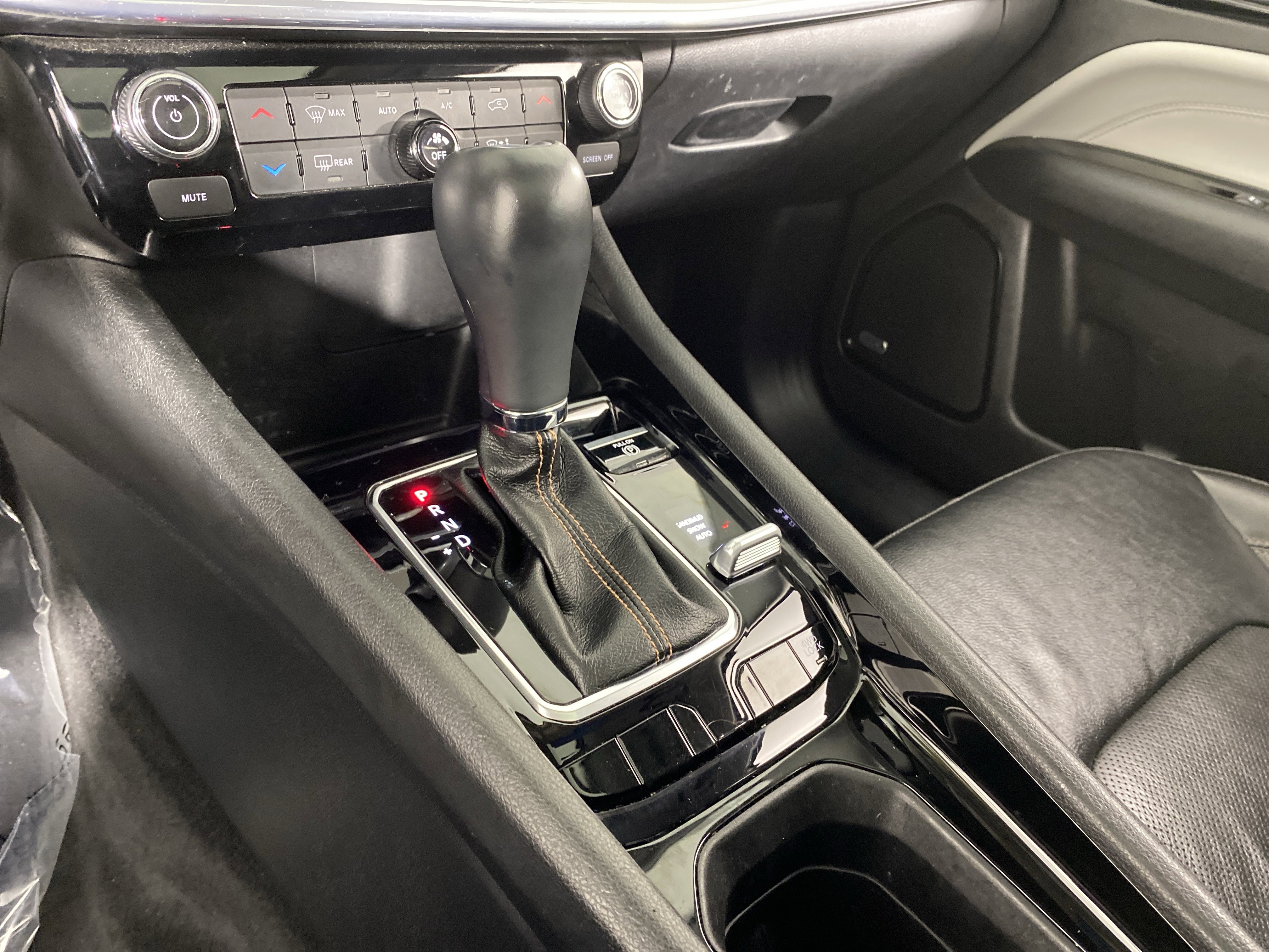 Used 2022 Jeep Compass Limited w/ Sun and Sound Group image 31