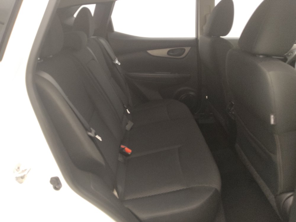 Used 2017 Nissan Rogue Sport S FWD image 19