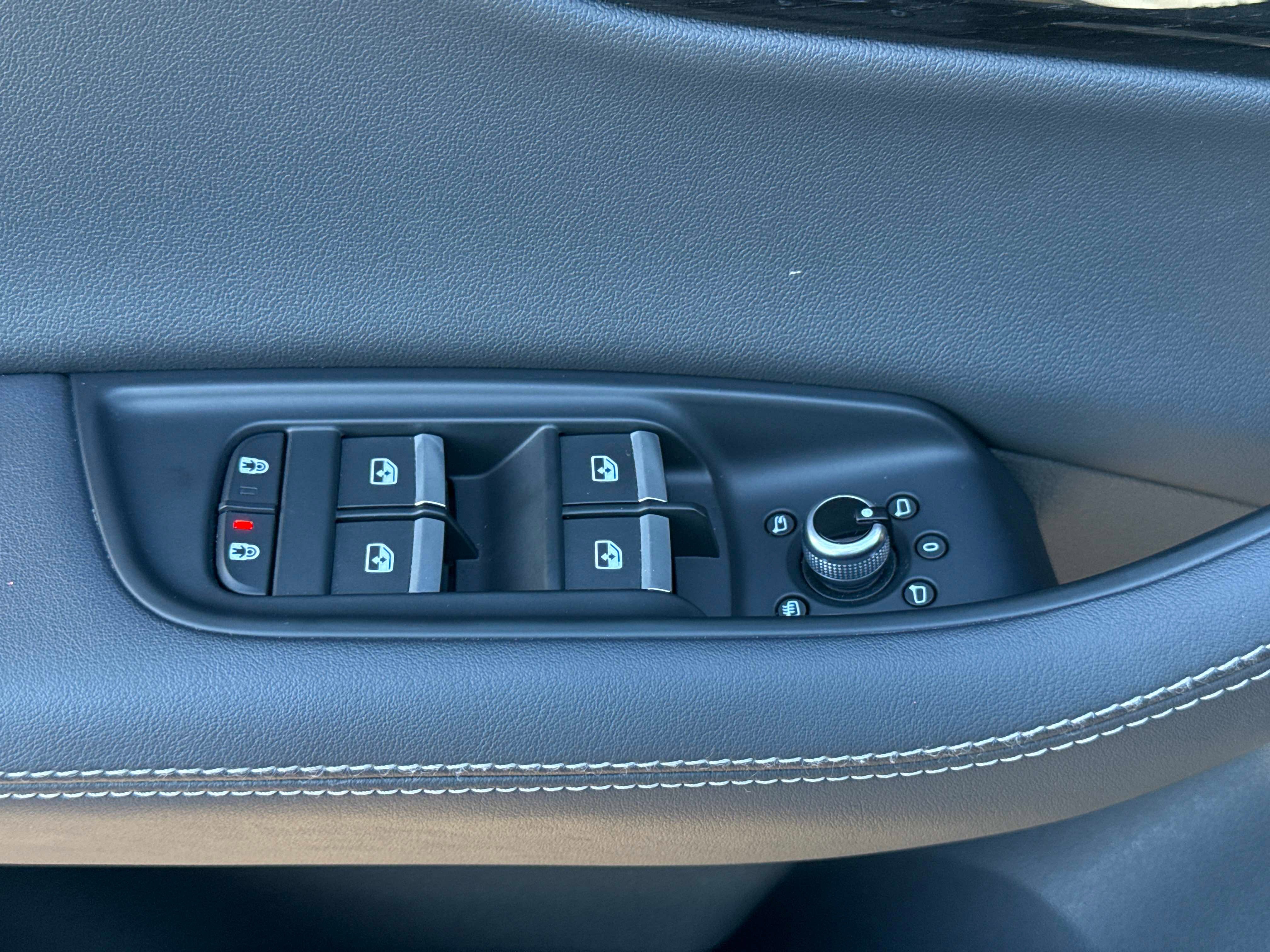 Used 2025 Audi Q7 3.0T Premium Plus image 19