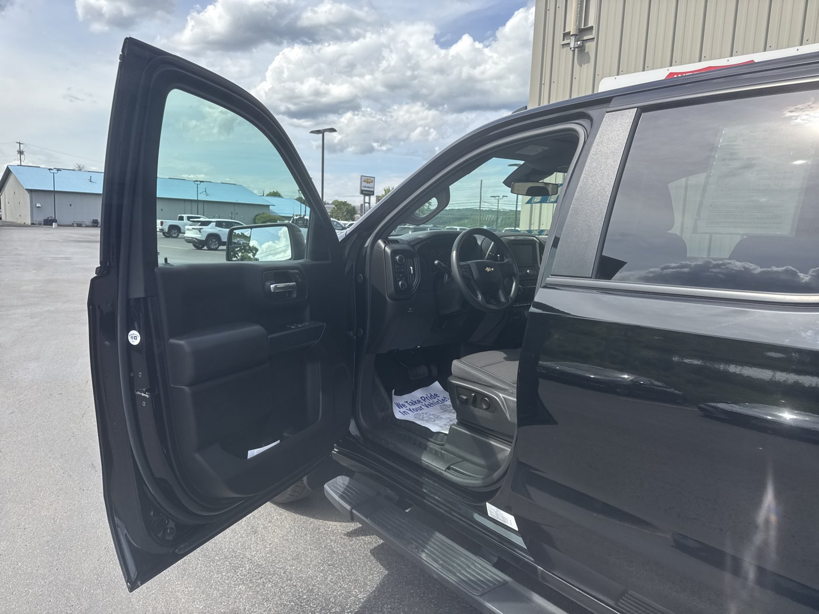 Used 2024 Chevrolet Silverado 1500 Custom w/ LPO, Dark Essentials Package AWD/4WD image 9