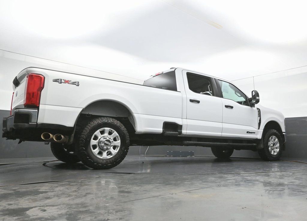 Used 2024 Ford F350 XLT image 49