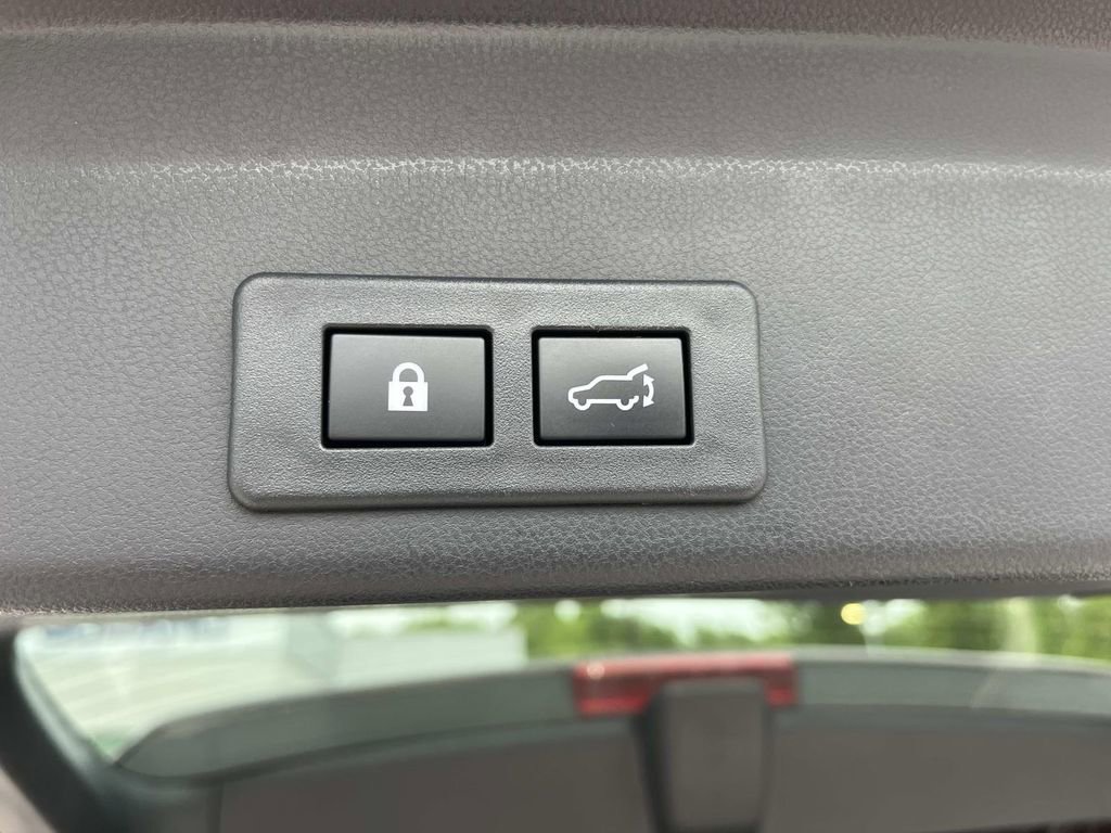 Certified 2023 Subaru Ascent Touring AWD/4WD image 22