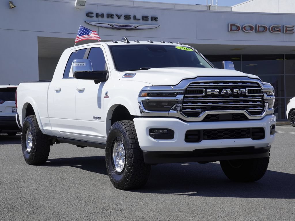Used 2025 RAM 2500 Limited AWD/4WD video 2
