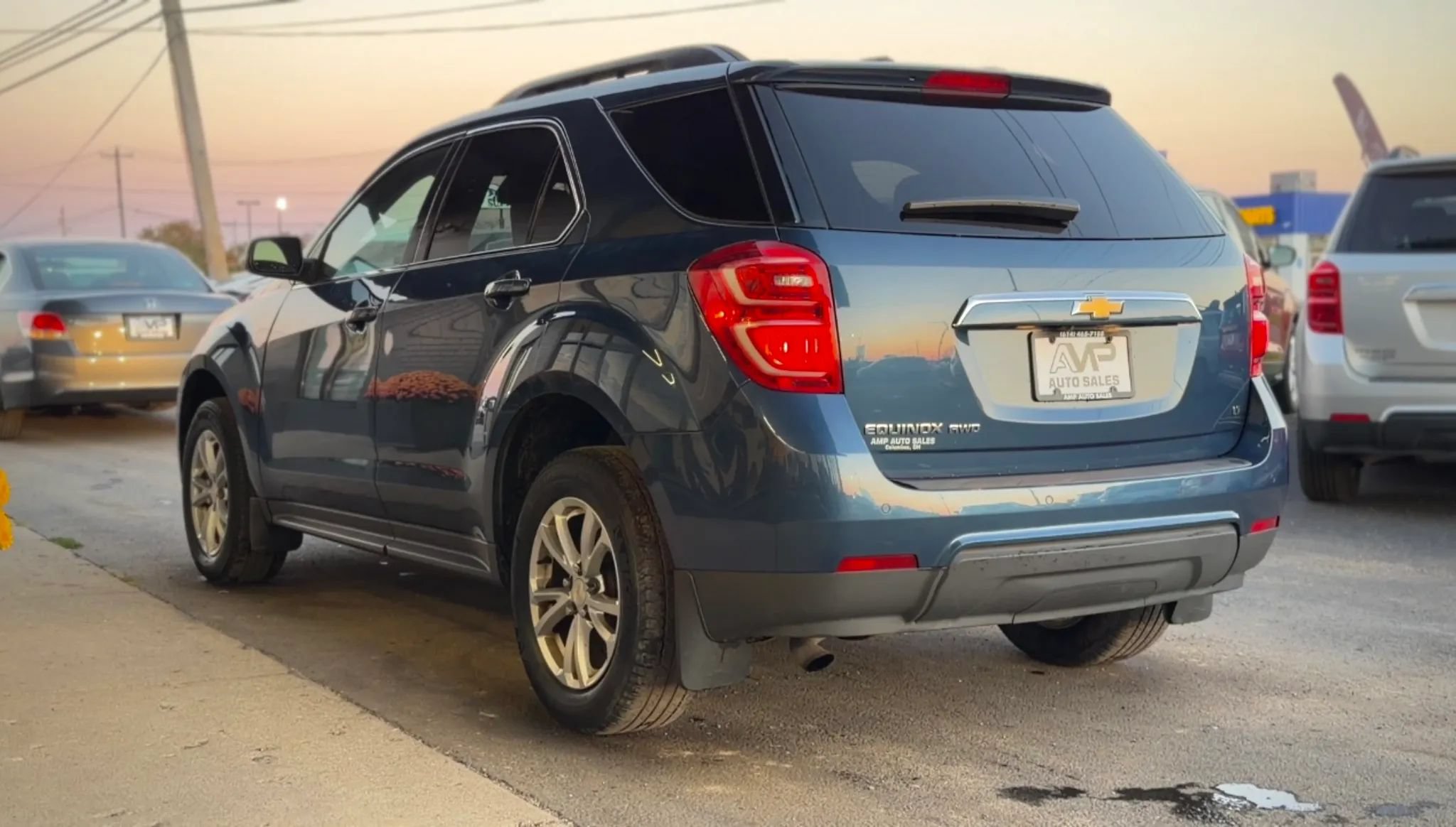 Used 2017 Chevrolet Equinox LT w/ Convenience Package AWD/4WD image 4