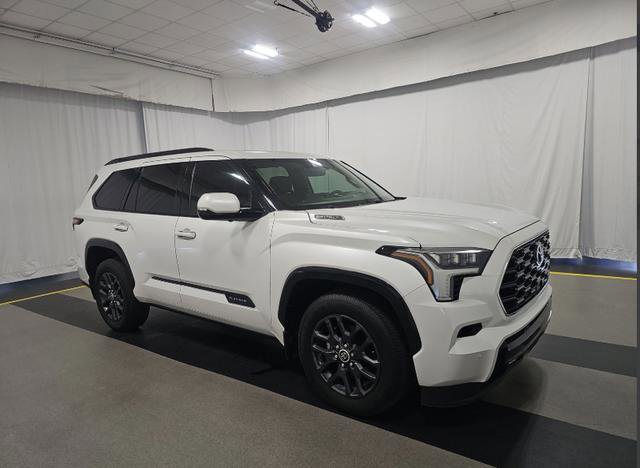 Used 2023 Toyota Sequoia Platinum image 2