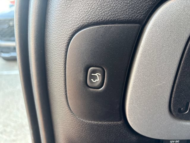 Used 2014 Jeep Cherokee Limited AWD/4WD image 25