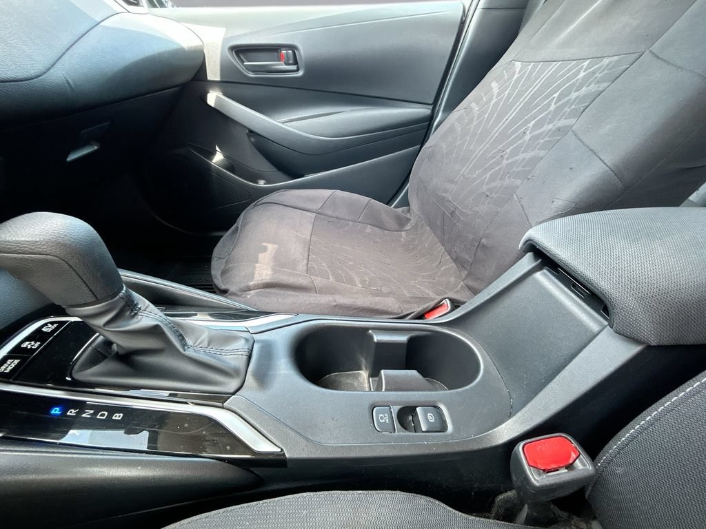 Used 2025 Toyota Corolla LE w/ LE Premium Package FWD image 26