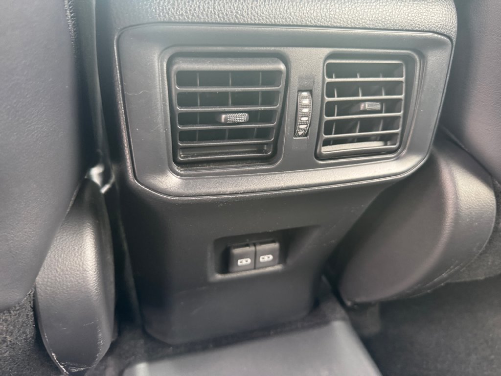 Used 2022 Toyota RAV4 XSE w/ Weather Package AWD/4WD image 20