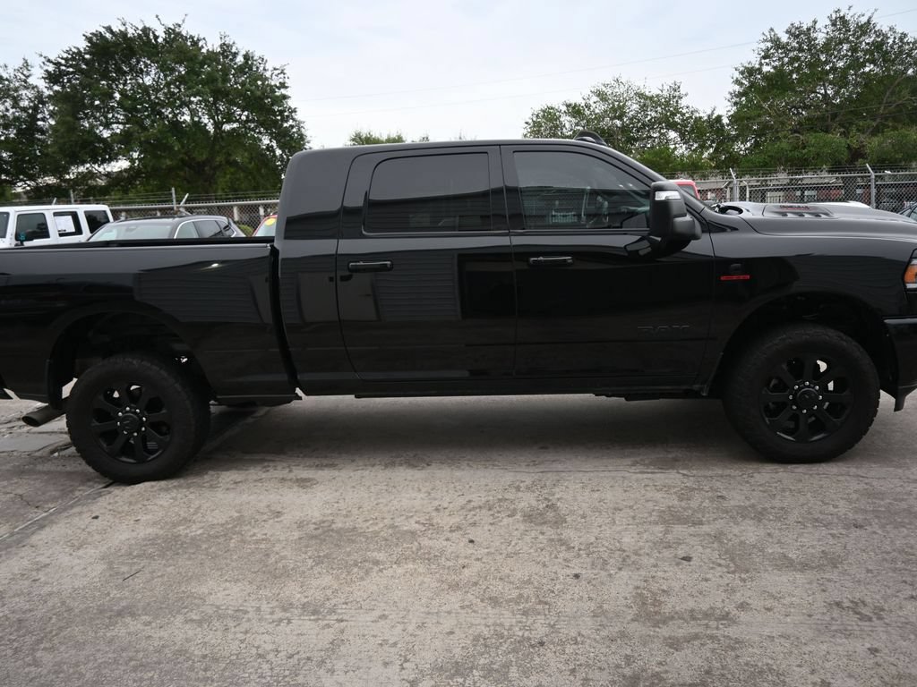 Used 2023 RAM 2500 Laramie w/ Night Edition AWD/4WD image 18