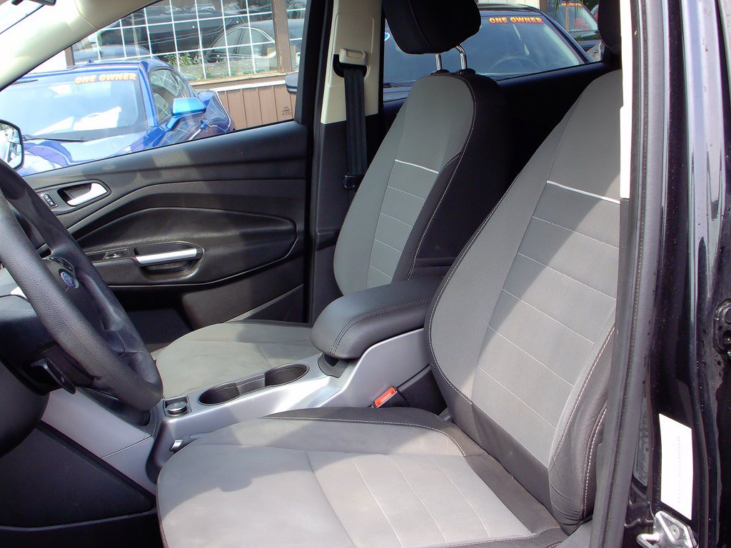 Used 2015 Ford Escape SE w/ Equipment Group 201A AWD/4WD image 7