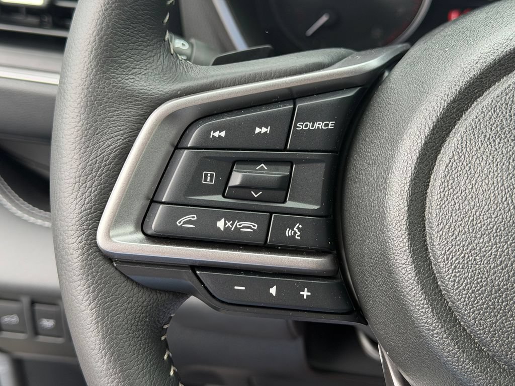 Used 2025 Subaru Ascent Limited AWD/4WD image 30