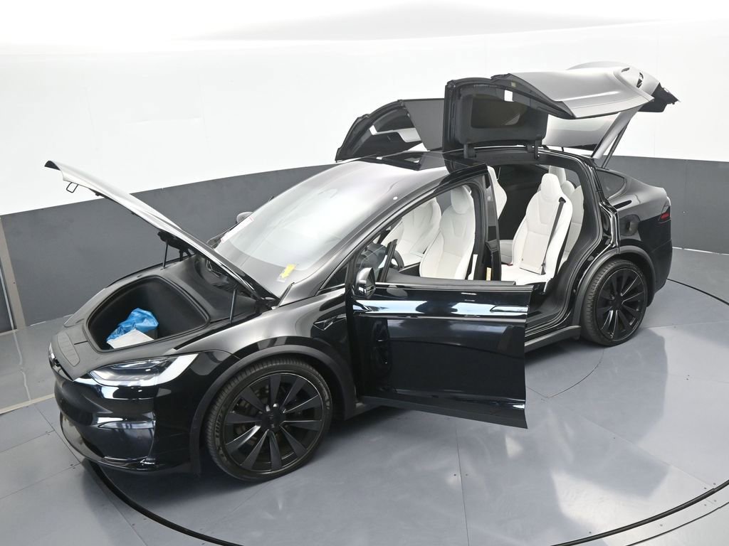 Used 2022 Tesla Model X Plaid image 60
