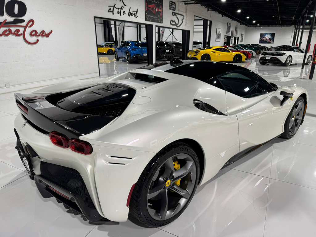 Used 2021 Ferrari SF90 Stradale image 7