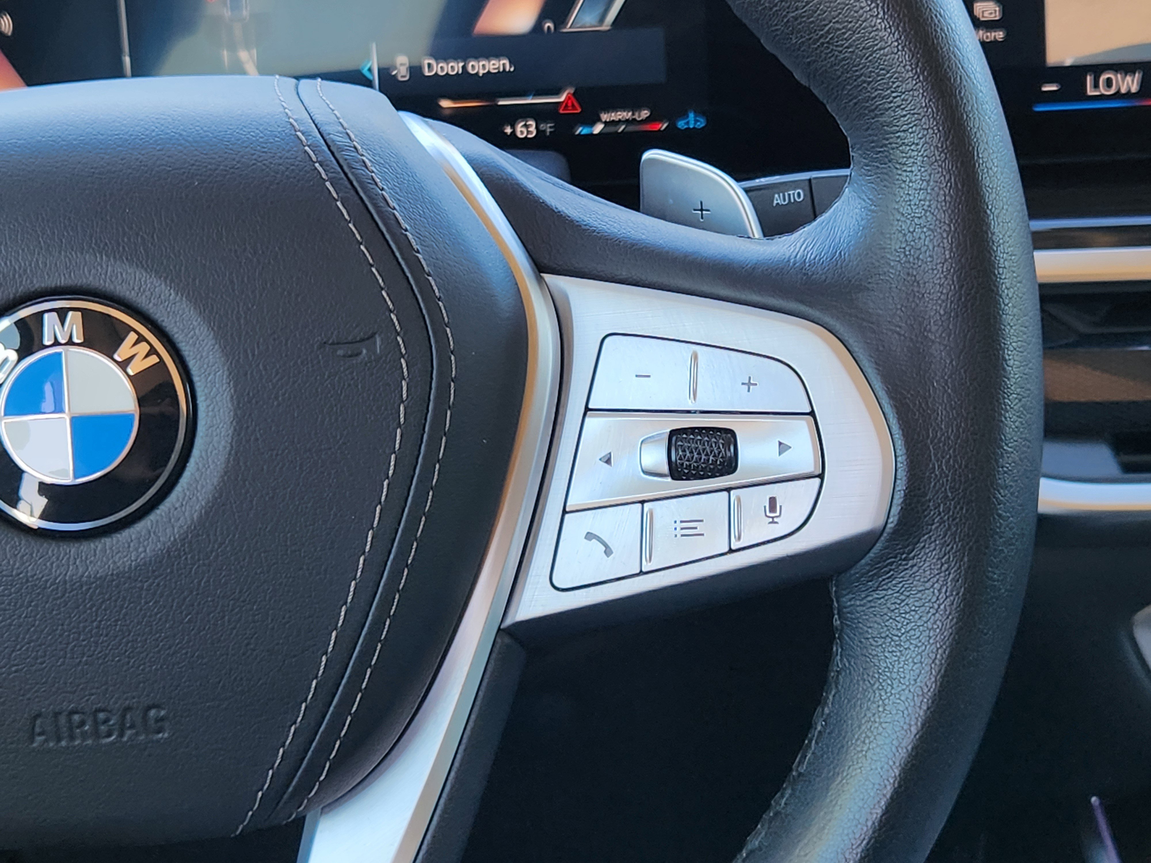 Used 2024 BMW X7 xDrive40i w/ Premium Package image 27