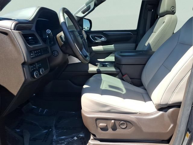Used 2023 Chevrolet Tahoe Z71 w/ Luxury Package AWD/4WD image 20