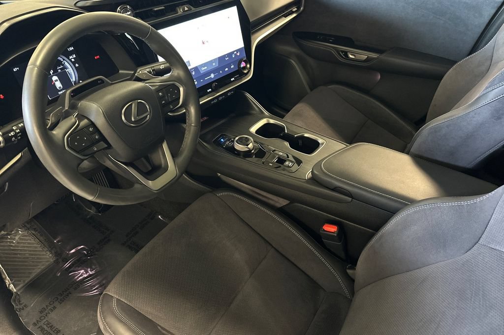 Used 2023 Lexus RZ 450e Premium w/ Cold Area Package AWD/4WD image 10