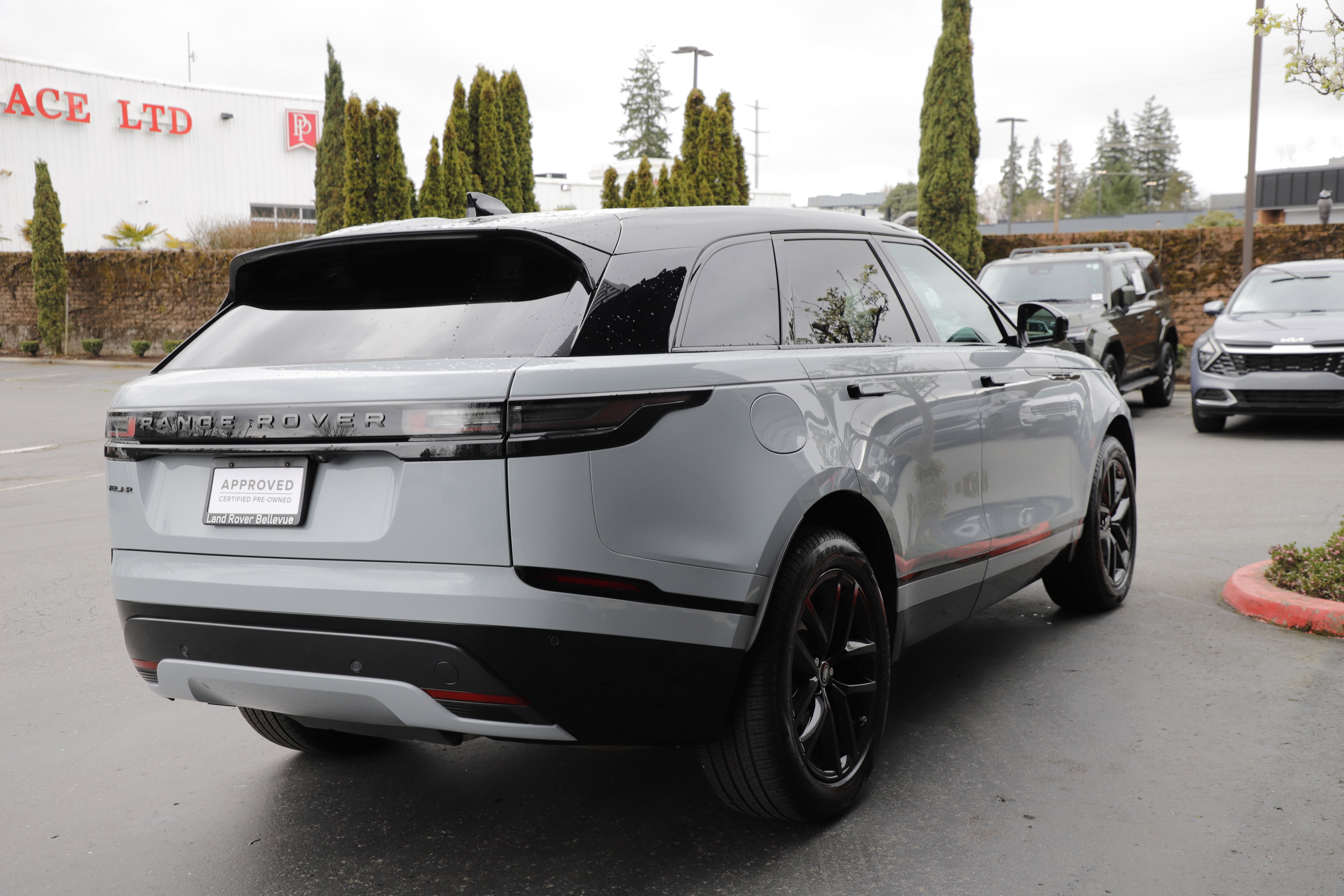 Certified 2026 Land Rover Range Rover Velar Dynamic SE image 10