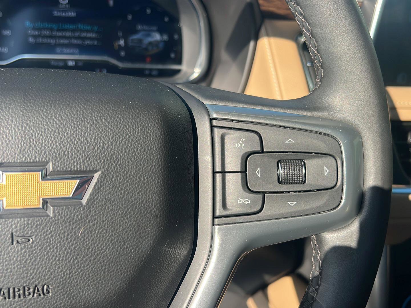 Used 2023 Chevrolet Tahoe Premier AWD/4WD image 24