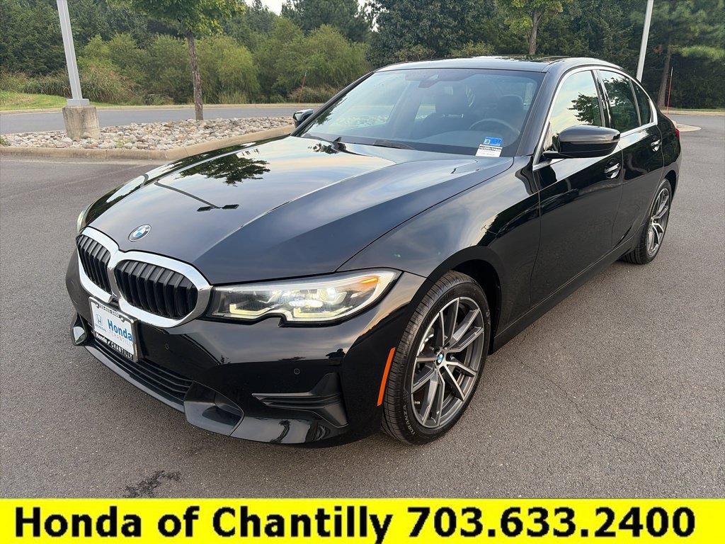 Used 2021 BMW 330i xDrive Sedan w/ Convenience Package AWD/4WD image 3