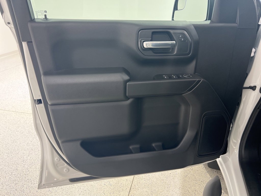 New 2026 Chevrolet Silverado 1500 Custom w/ Turbomax Blackout Package image 19