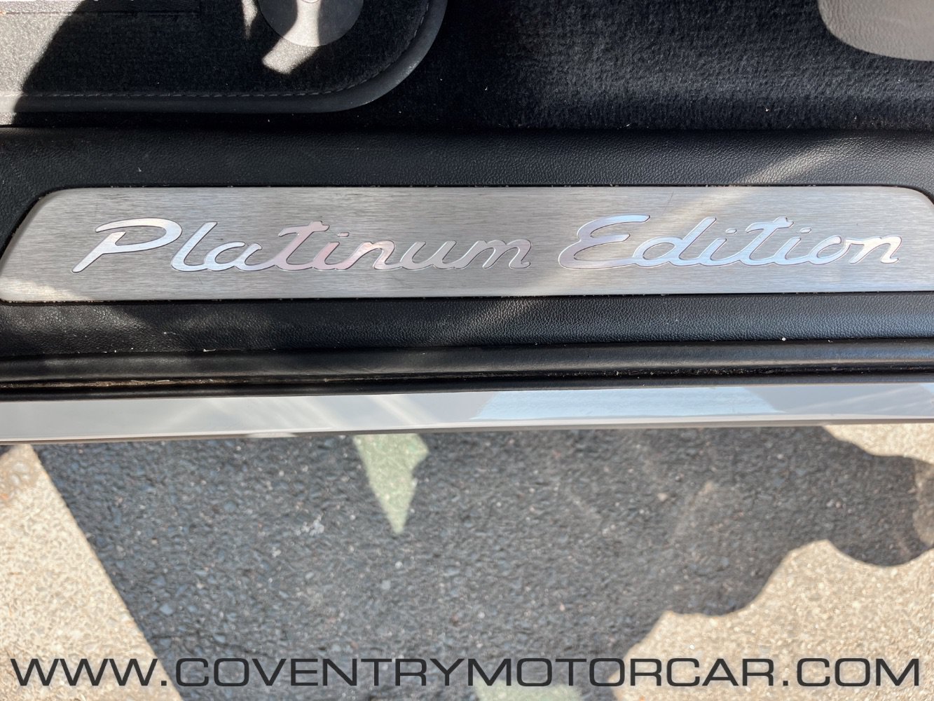 Used 2023 Porsche Cayenne Platinum Edition AWD/4WD image 26
