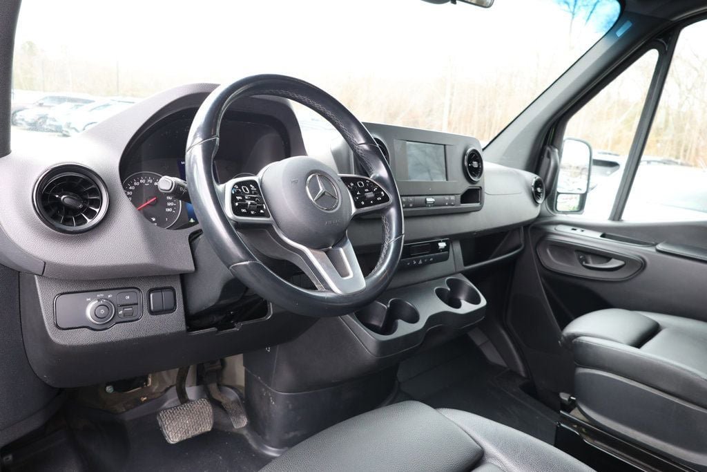 Used 2023 Mercedes-Benz Sprinter 2500 w/ Acoustic Package image 12