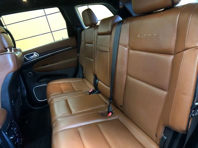 Used 2020 Jeep Grand Cherokee Summit image 22