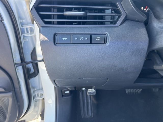 Used 2025 Nissan Altima 2.5 SV FWD image 29