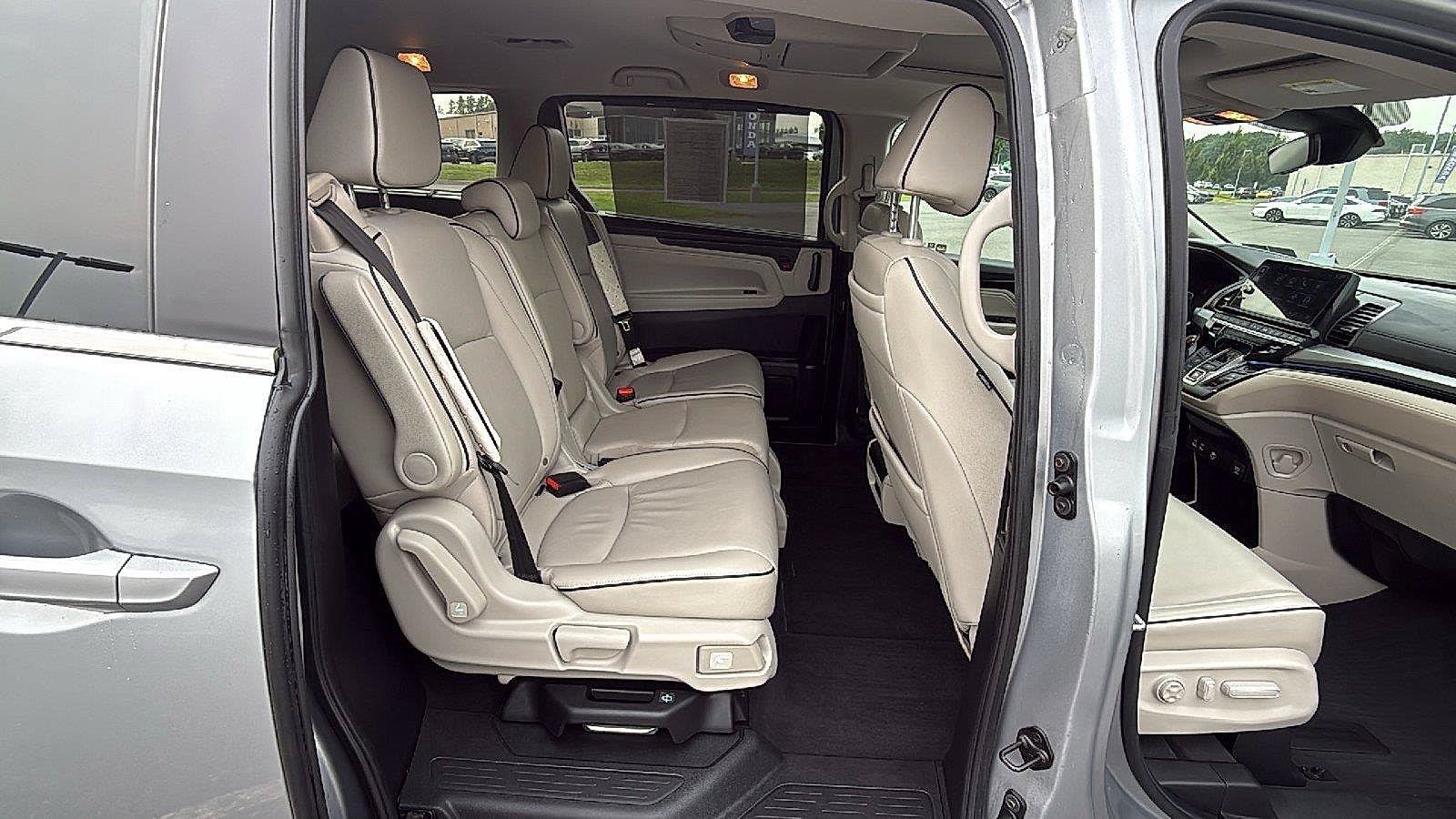 Used 2025 Honda Odyssey Touring image 18