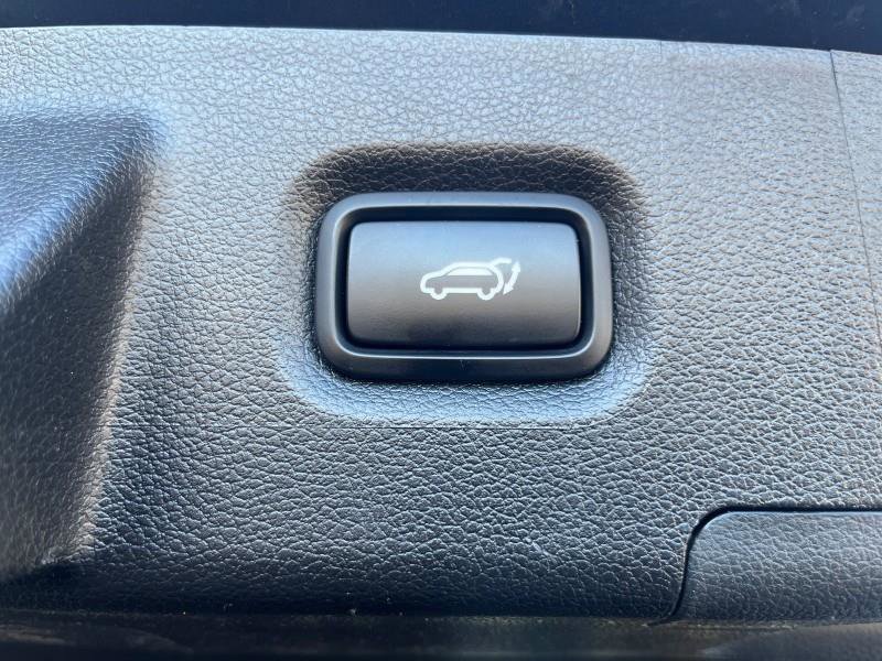 Used 2023 Hyundai Santa Fe SEL image 7