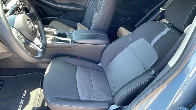 Used 2025 Nissan Sentra SV w/ Trunk Package image 11