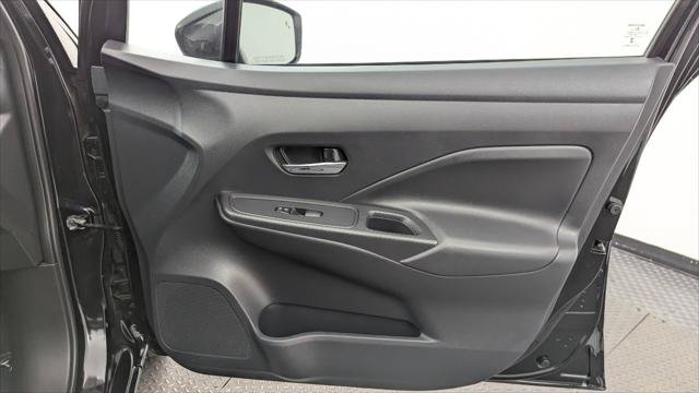 Used 2025 Nissan Versa SV FWD image 22